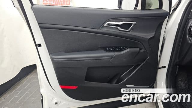 Kia Sportage 2023 — Photo 20/36