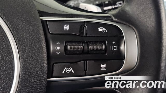 Kia Sportage 2023 — Photo 31/36