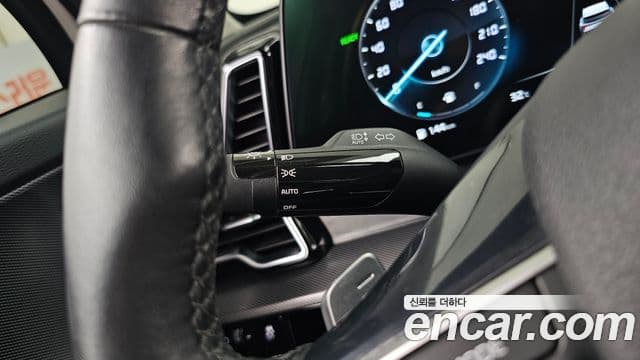 Kia Sportage 2023 — Photo 5/36
