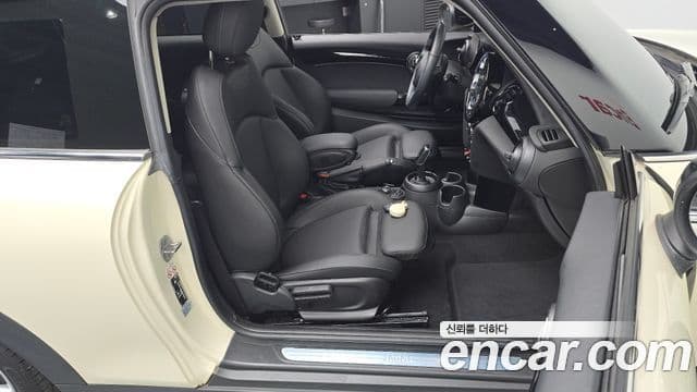 Mini Cooper 2022 — Şəkil 11/30