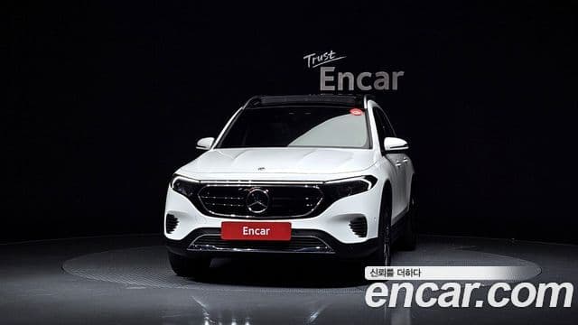 Mercedes-Benz EQB 2024 — ფოტო 9/20