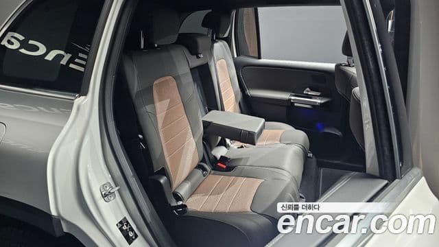 Mercedes-Benz EQB 2024 — ფოტო 3/20