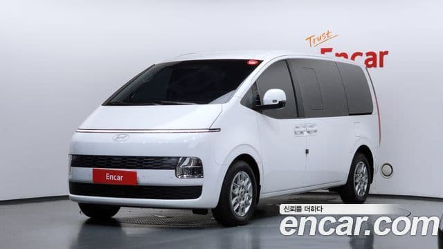 Hyundai Staria 2026 — Фото 1/20