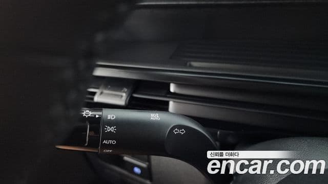 Hyundai Staria 2026 — Photo 21/33