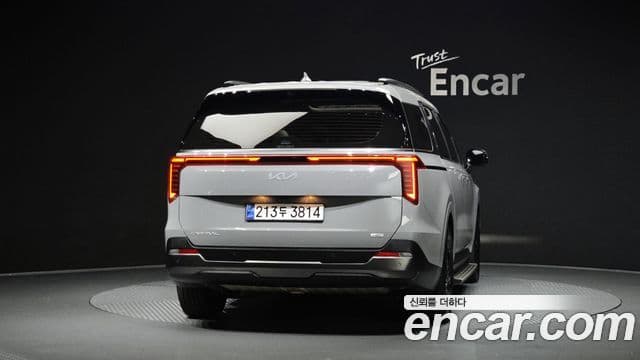 Kia Carnival 2024 — Фото 4/20