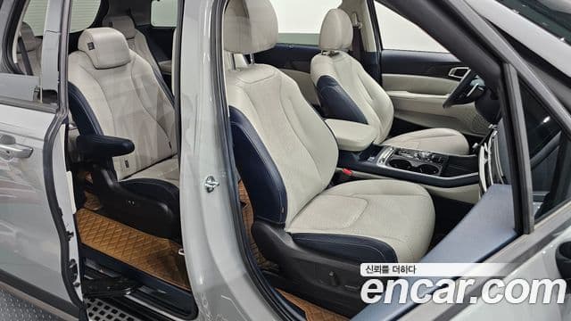 Kia Carnival 2024 — Şəkil 30/41