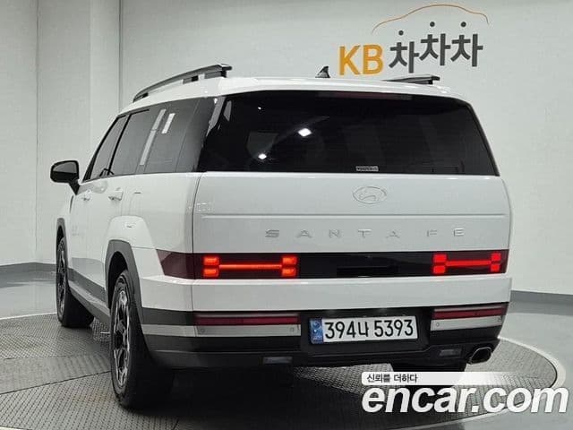 Hyundai Santa Fe 2024 — Photo 2/20