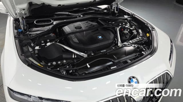 BMW 7 Series 2024 — Photo 19/38