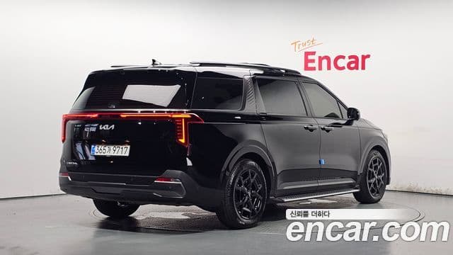 Kia Carnival 2025 — Фото 2/20