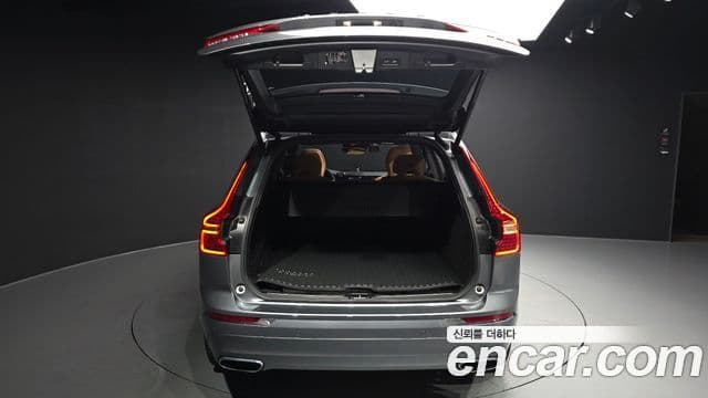 Volvo XC60 2020 — Фото 20/20
