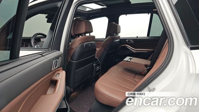 BMW X5 2024 — Photo 29/37