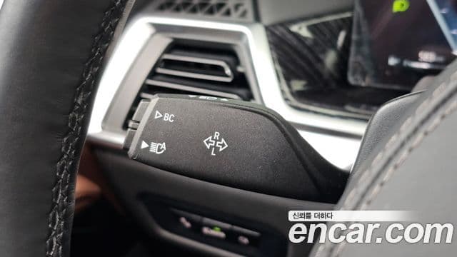 BMW X5 2024 — Photo 18/37