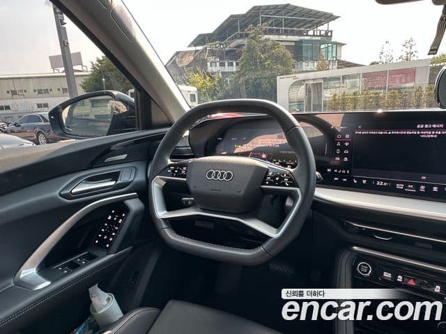 Audi Q5 2025 — Photo 3/20