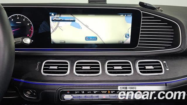Mercedes-Benz GLE-Class 2025 — Photo 20/37