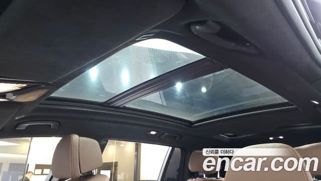 BMW X7 2023 — Photo 4/32
