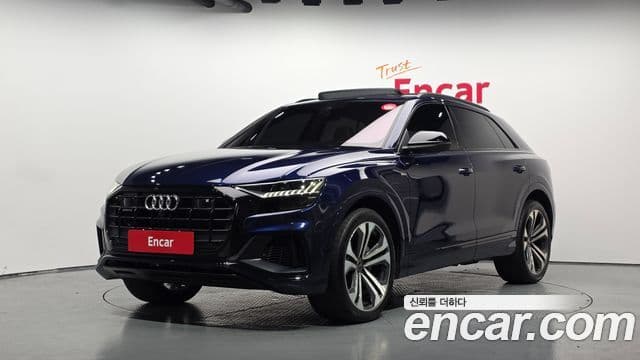 Audi Q8 2023 — Photo 15/31