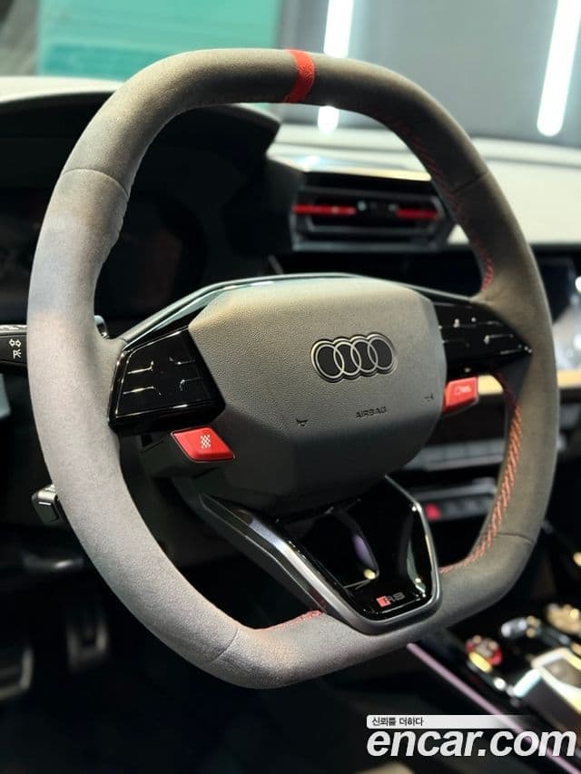 Audi RS3 2025 — Photo 4/13