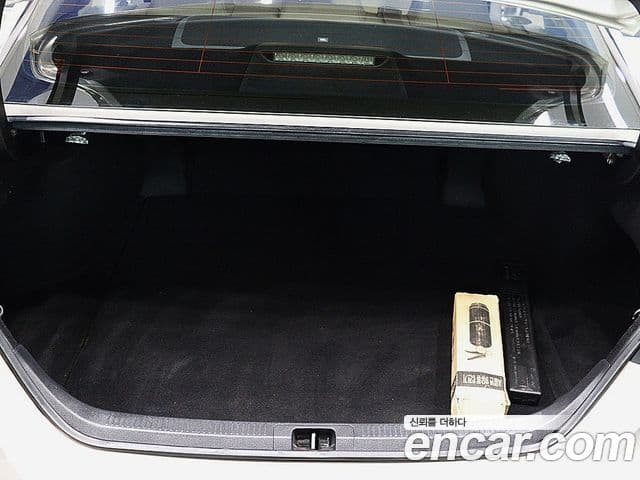 Toyota Camry 2018 — Photo 11/20
