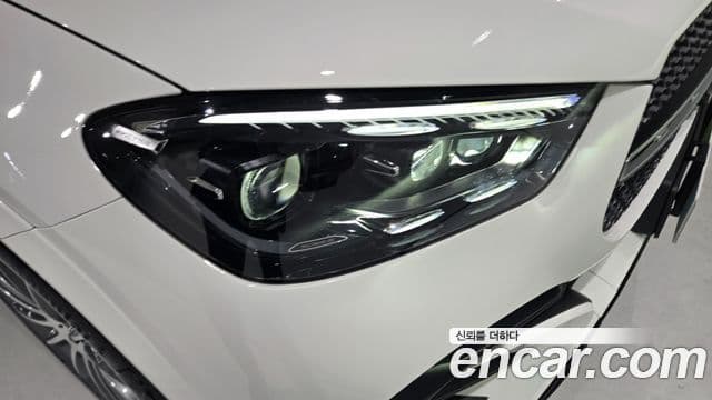 Mercedes-Benz GLE-Class 2026 — Photo 17/20
