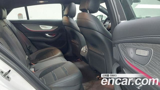 Mercedes-Benz AMG GT 2025 — Photo 4/18