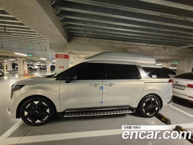 Kia Carnival 2024 — Şəkil 3/9