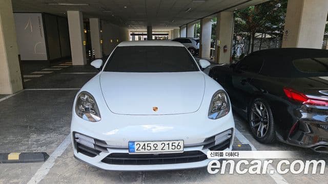 Porsche Panamera 2021 — Photo 8/8