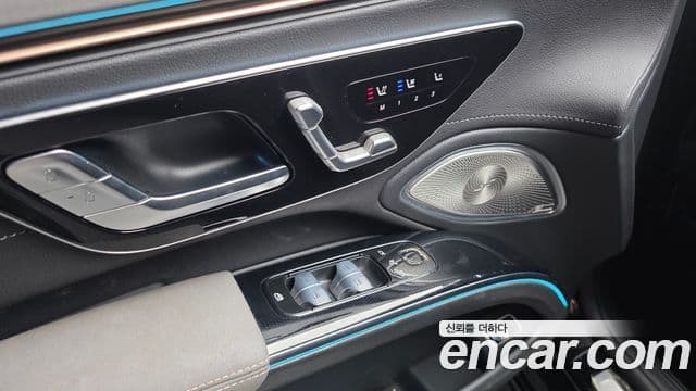 Mercedes-Benz EQS 2022 — ფოტო 16/33