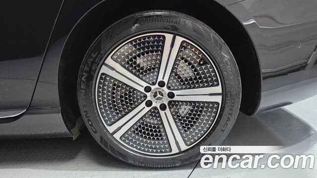 Mercedes-Benz EQS 2022 — ფოტო 11/33