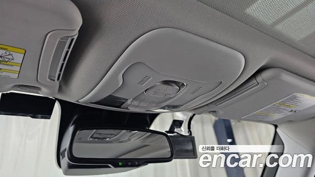 Jeep Renegade 2022 — ფოტო 18/20
