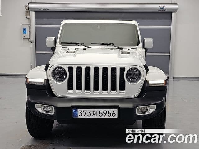Jeep Wrangler 2021 — Photo 2/19