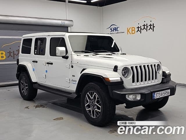 Jeep Wrangler 2021 — Photo 13/19