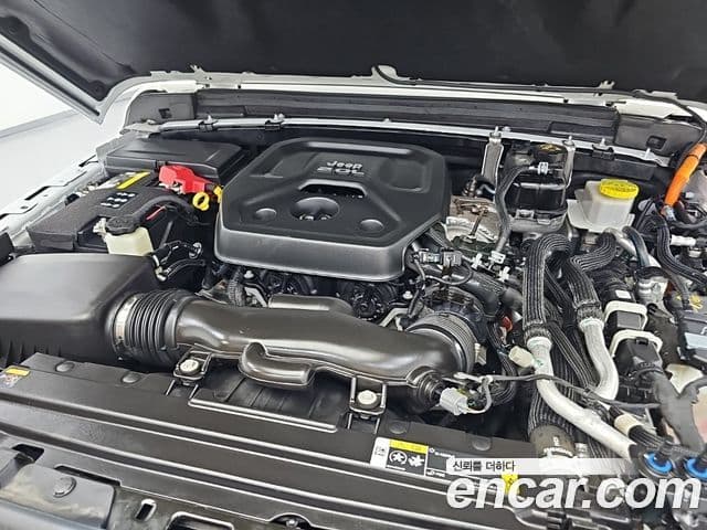 Jeep Wrangler 2021 — Photo 10/19