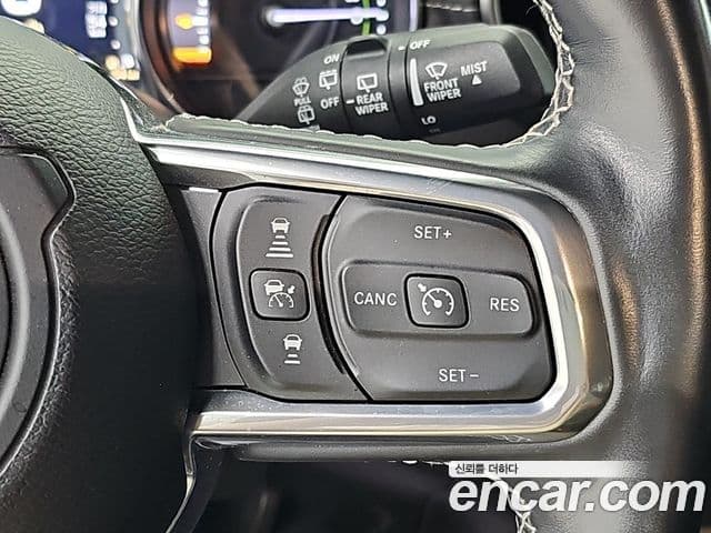 Jeep Wrangler 2021 — Photo 19/19