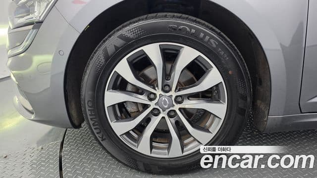 Renault Samsung SM6 2023 — ფოტო 15/32