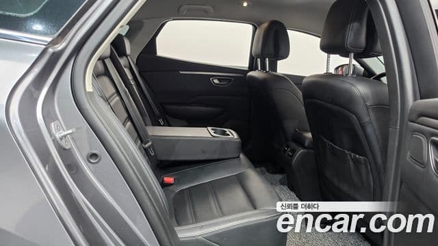 Renault Samsung SM6 2023 — ფოტო 5/32