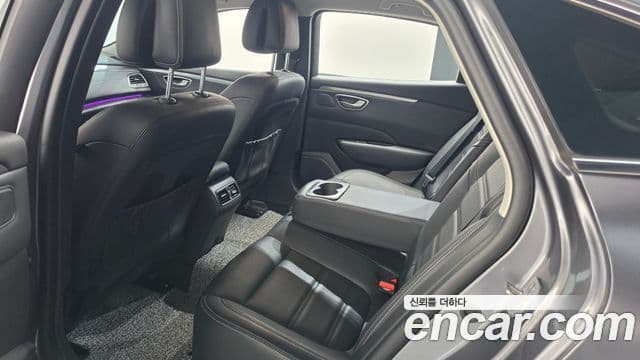 Renault Samsung SM6 2023 — ფოტო 22/32