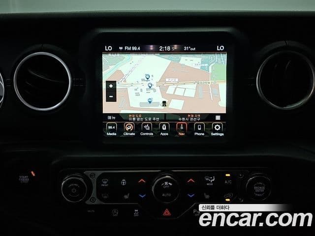 Jeep Wrangler 2021 — Şəkil 19/19