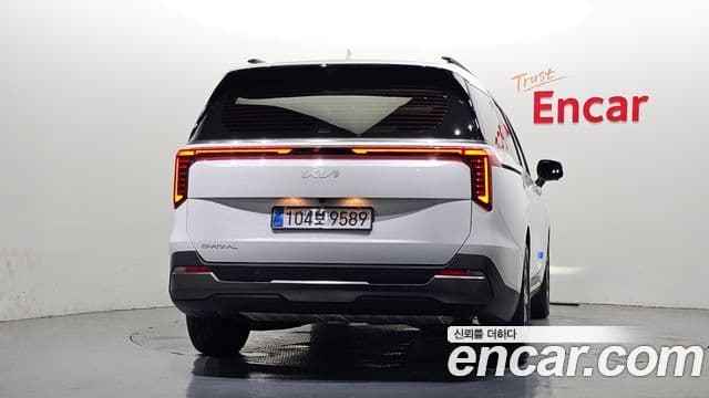 Kia Carnival 2025 — Photo 3/43