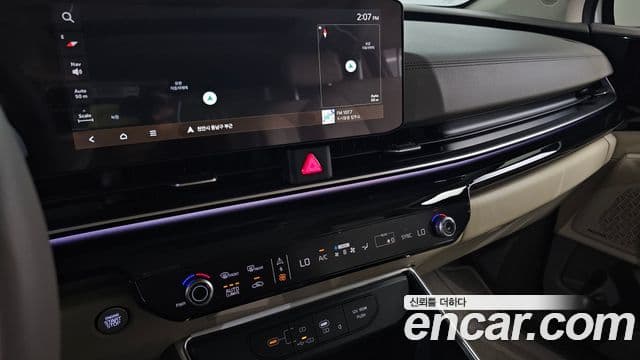 Kia Carnival 2025 — Photo 5/43
