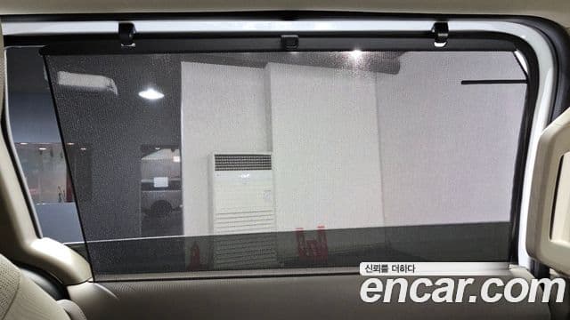Kia Carnival 2025 — Photo 28/43