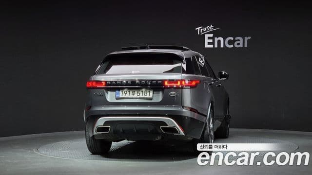 Land Rover Range Rover Velar 2018 — Фото 4/20