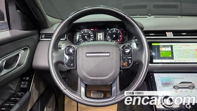 Land Rover Range Rover Velar 2018 — Фото 13/20