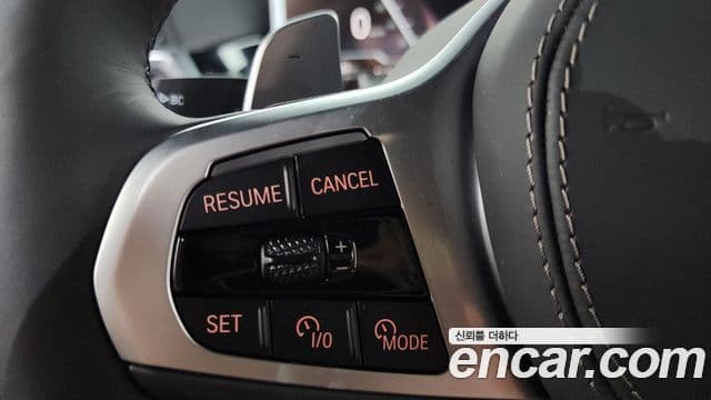 BMW X6 2025 — Photo 9/35