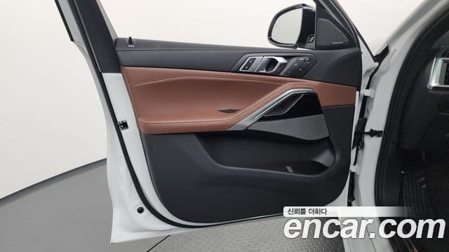 BMW X6 2025 — Photo 30/35