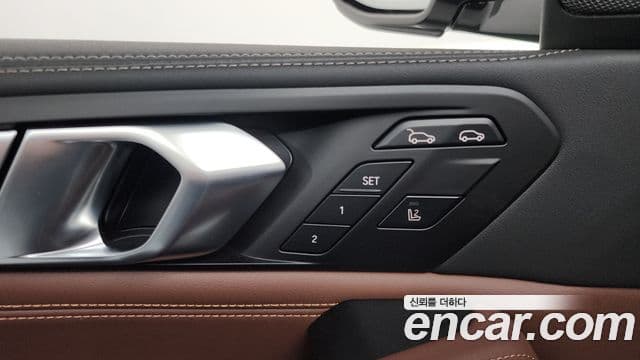 BMW X6 2025 — Photo 24/35