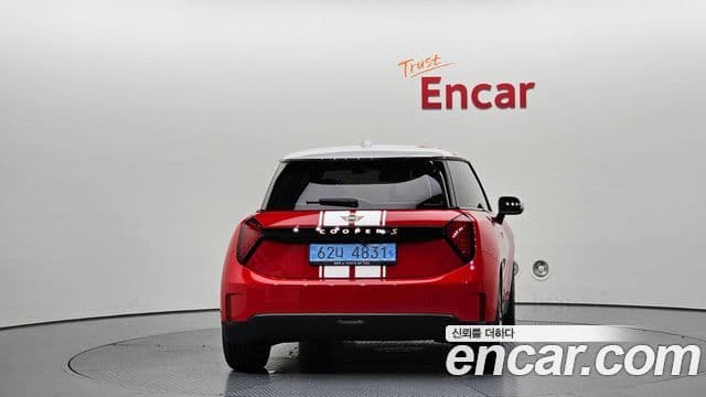 Mini Cooper Electric 2026 — Şəkil 13/30