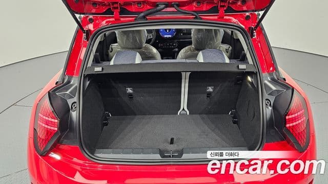 Mini Cooper Electric 2026 — Şəkil 15/30