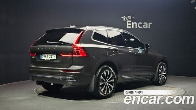 Volvo XC60 2024 — Фото 2/20