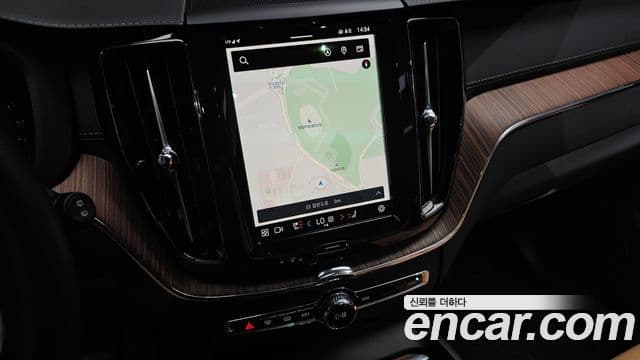 Volvo XC60 2024 — Фото 15/20