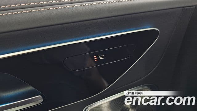 Mercedes-Benz EQE 2023 — ფოტო 12/34